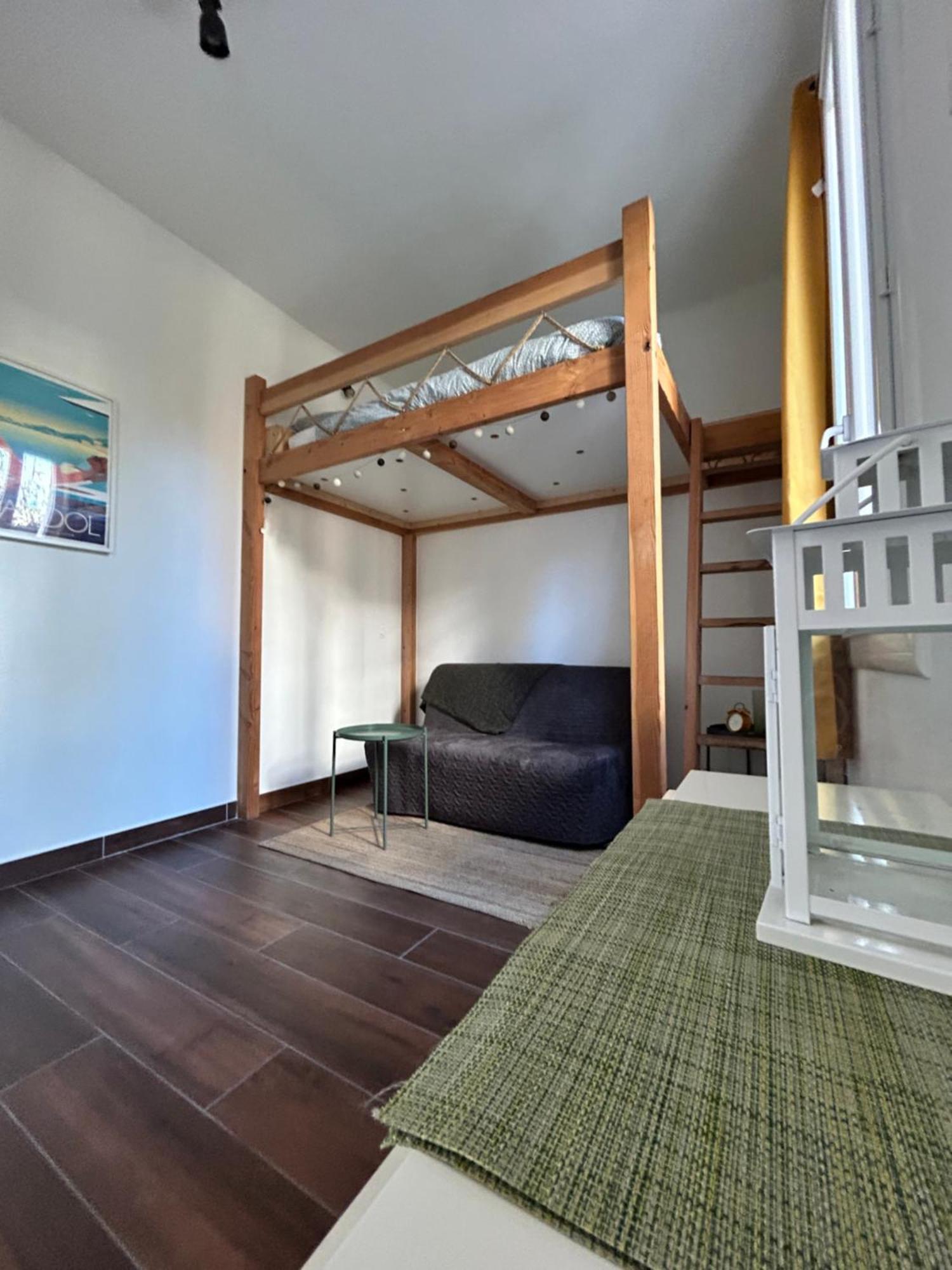 Agreable Studio Renove Avec Place De Parking Bandol Exteriér fotografie
